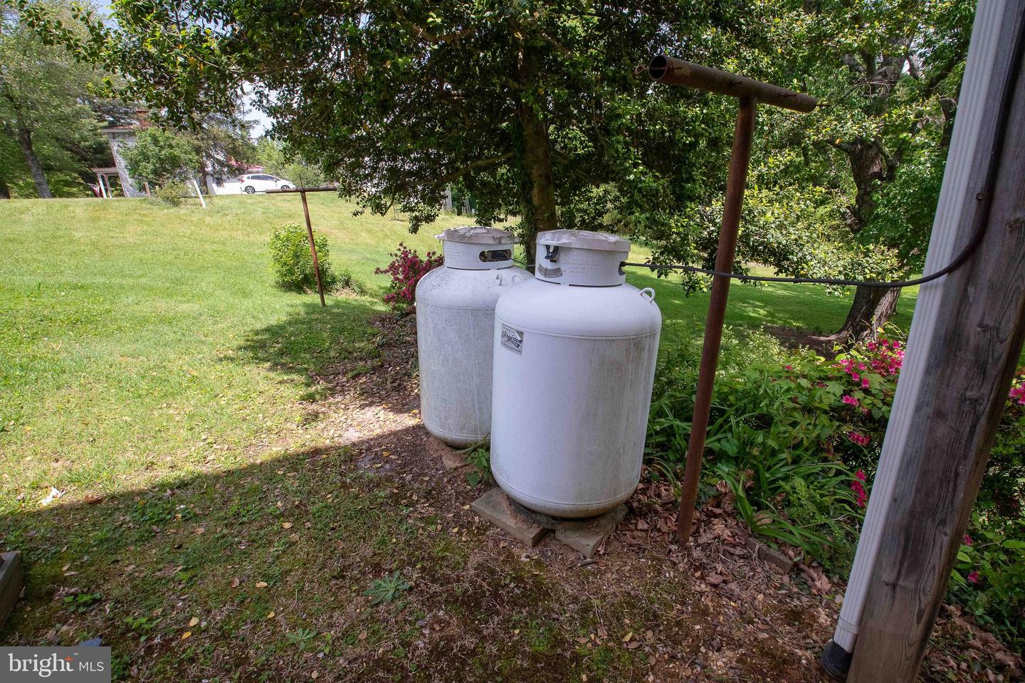 319 N MAIN ST, BOWLING GREEN, Virginia 22427, 3 Bedrooms Bedrooms, ,1 BathroomBathrooms,Residential,For sale,319 N MAIN ST,VACV2008098 MLS # VACV2008098