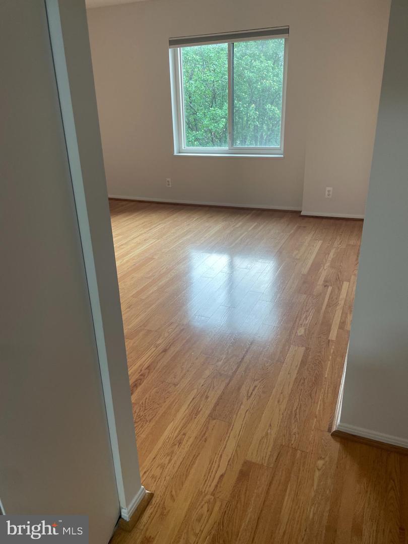 8370 GREENSBORO DR #702, MCLEAN, Virginia 22102, 1 Bedroom Bedrooms, ,1 BathroomBathrooms,Residential,For sale,8370 GREENSBORO DR #702,VAFX2238446 MLS # VAFX2238446