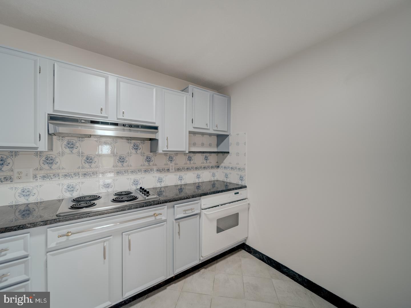 8370 GREENSBORO DR #702, MCLEAN, Virginia 22102, 1 Bedroom Bedrooms, ,1 BathroomBathrooms,Residential,For sale,8370 GREENSBORO DR #702,VAFX2238446 MLS # VAFX2238446
