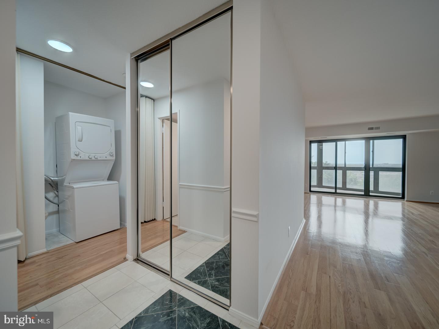 8370 GREENSBORO DR #702, MCLEAN, Virginia 22102, 1 Bedroom Bedrooms, ,1 BathroomBathrooms,Residential,For sale,8370 GREENSBORO DR #702,VAFX2238446 MLS # VAFX2238446