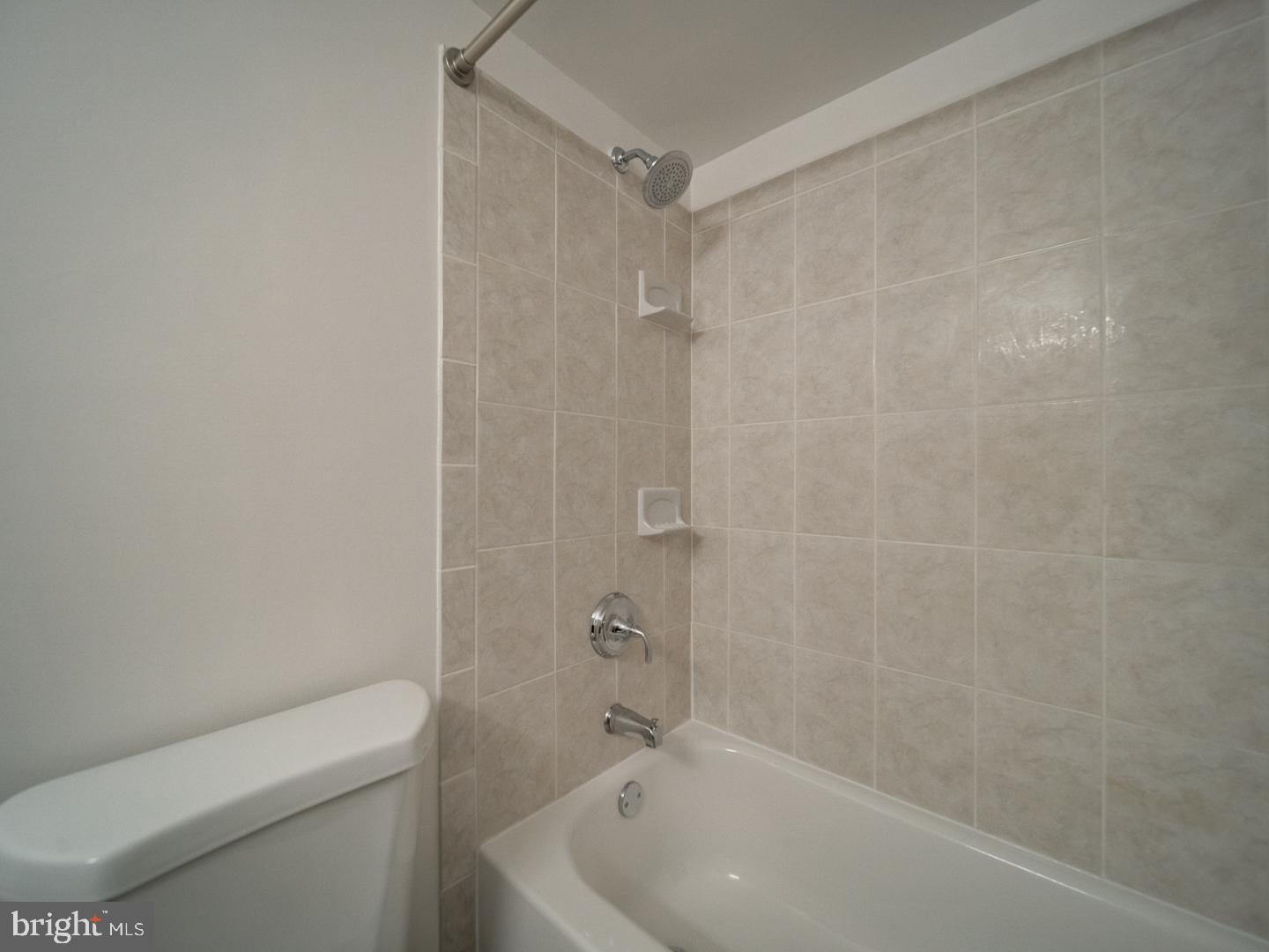 8370 GREENSBORO DR #702, MCLEAN, Virginia 22102, 1 Bedroom Bedrooms, ,1 BathroomBathrooms,Residential,For sale,8370 GREENSBORO DR #702,VAFX2238446 MLS # VAFX2238446
