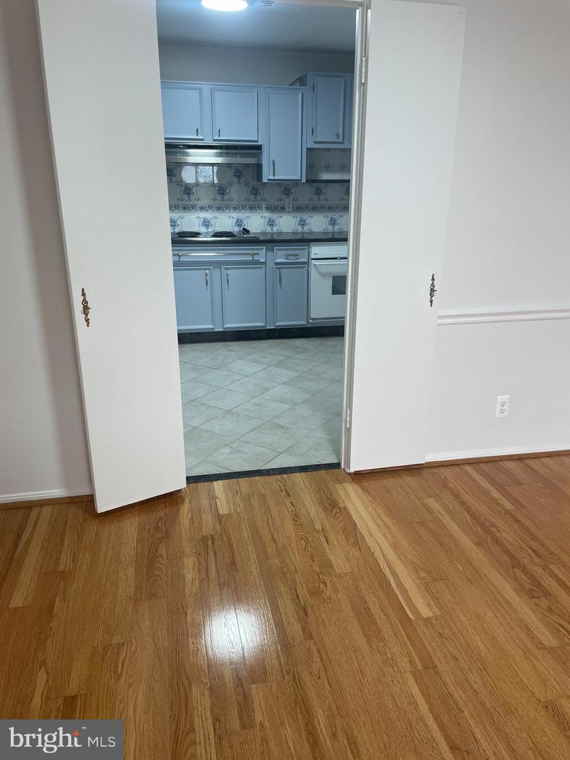 8370 GREENSBORO DR #702, MCLEAN, Virginia 22102, 1 Bedroom Bedrooms, ,1 BathroomBathrooms,Residential,For sale,8370 GREENSBORO DR #702,VAFX2238446 MLS # VAFX2238446