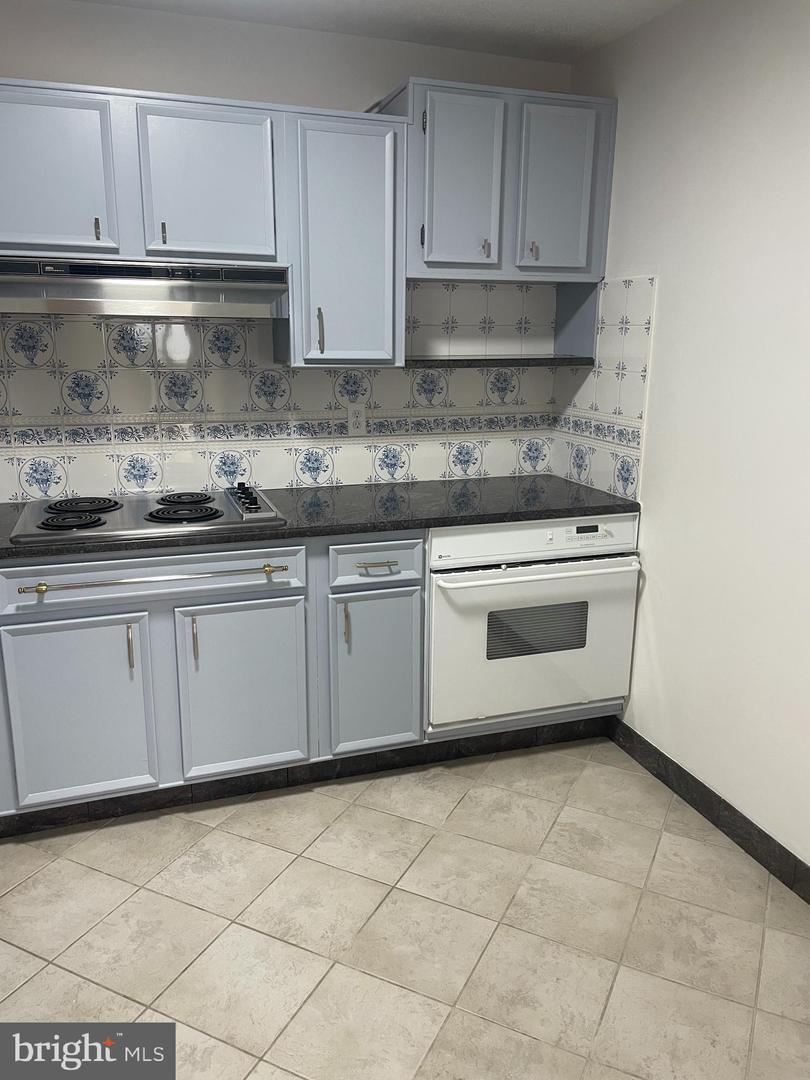 8370 GREENSBORO DR #702, MCLEAN, Virginia 22102, 1 Bedroom Bedrooms, ,1 BathroomBathrooms,Residential,For sale,8370 GREENSBORO DR #702,VAFX2238446 MLS # VAFX2238446