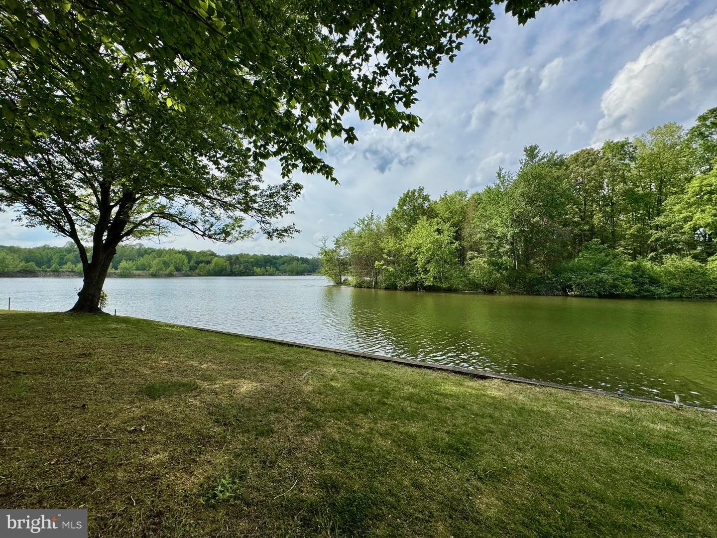 157 COOKE LN, BUMPASS, Virginia 23024, 3 Bedrooms Bedrooms, 12 Rooms Rooms,2 BathroomsBathrooms,Residential,For sale,157 COOKE LN,VALA2007788 MLS # VALA2007788