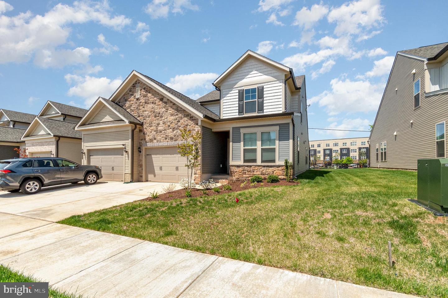 46410 BLACKROCK SUMMIT TER, STERLING, Virginia 20164, 3 Bedrooms Bedrooms, ,3 BathroomsBathrooms,Residential,For sale,46410 BLACKROCK SUMMIT TER,VALO2095498 MLS # VALO2095498