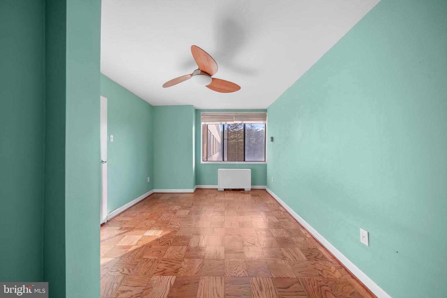 6641 WAKEFIELD DR #405, ALEXANDRIA, Virginia 22307, 1 Bedroom Bedrooms, ,1 BathroomBathrooms,Residential,For sale,6641 WAKEFIELD DR #405,VAFX2238502 MLS # VAFX2238502