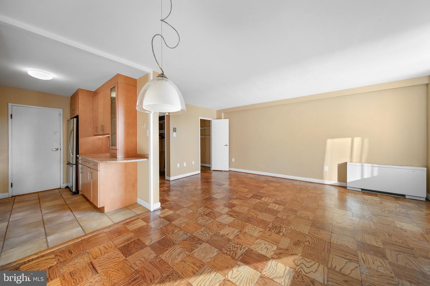 6641 WAKEFIELD DR #405, ALEXANDRIA, Virginia 22307, 1 Bedroom Bedrooms, ,1 BathroomBathrooms,Residential,For sale,6641 WAKEFIELD DR #405,VAFX2238502 MLS # VAFX2238502