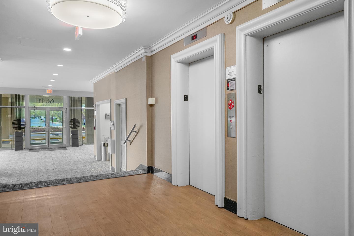 6641 WAKEFIELD DR #405, ALEXANDRIA, Virginia 22307, 1 Bedroom Bedrooms, ,1 BathroomBathrooms,Residential,For sale,6641 WAKEFIELD DR #405,VAFX2238502 MLS # VAFX2238502