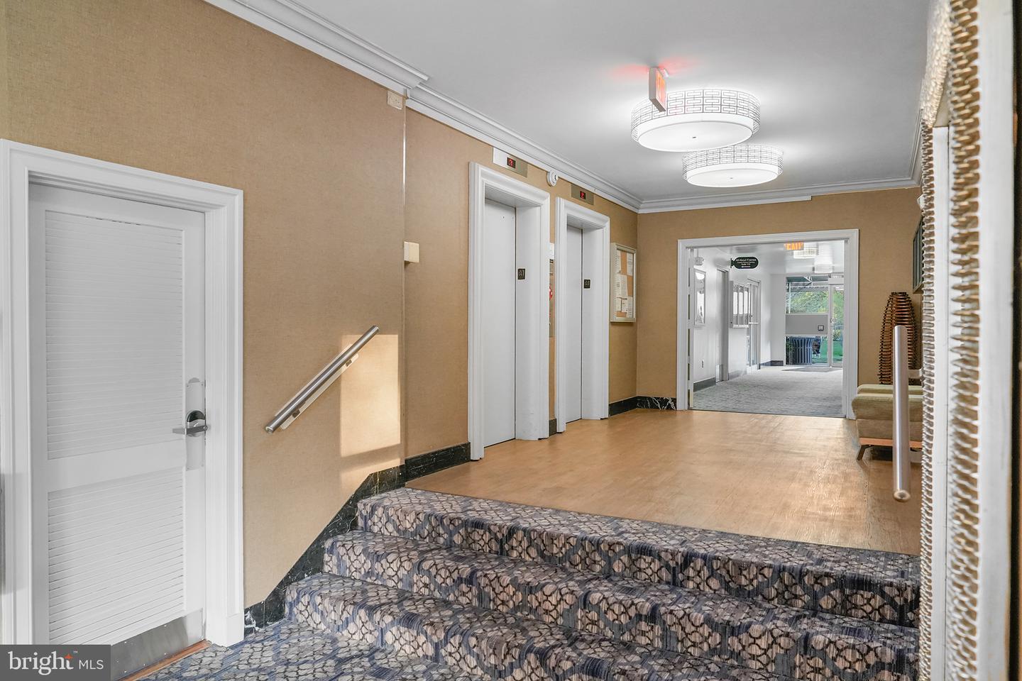 6641 WAKEFIELD DR #405, ALEXANDRIA, Virginia 22307, 1 Bedroom Bedrooms, ,1 BathroomBathrooms,Residential,For sale,6641 WAKEFIELD DR #405,VAFX2238502 MLS # VAFX2238502