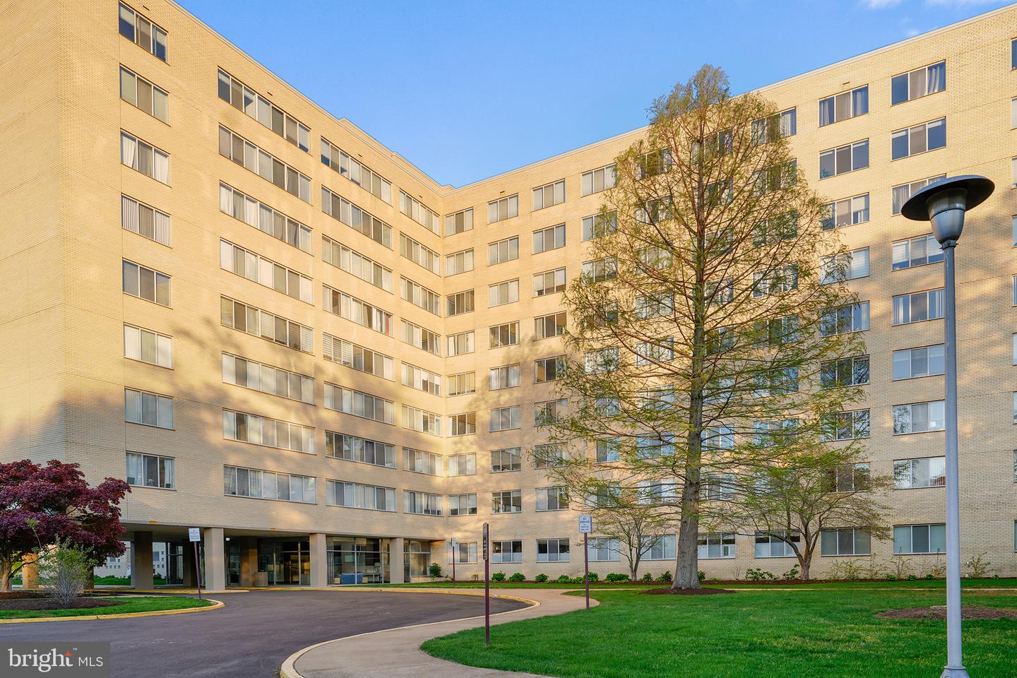 6641 WAKEFIELD DR #405, ALEXANDRIA, Virginia 22307, 1 Bedroom Bedrooms, ,1 BathroomBathrooms,Residential,For sale,6641 WAKEFIELD DR #405,VAFX2238502 MLS # VAFX2238502