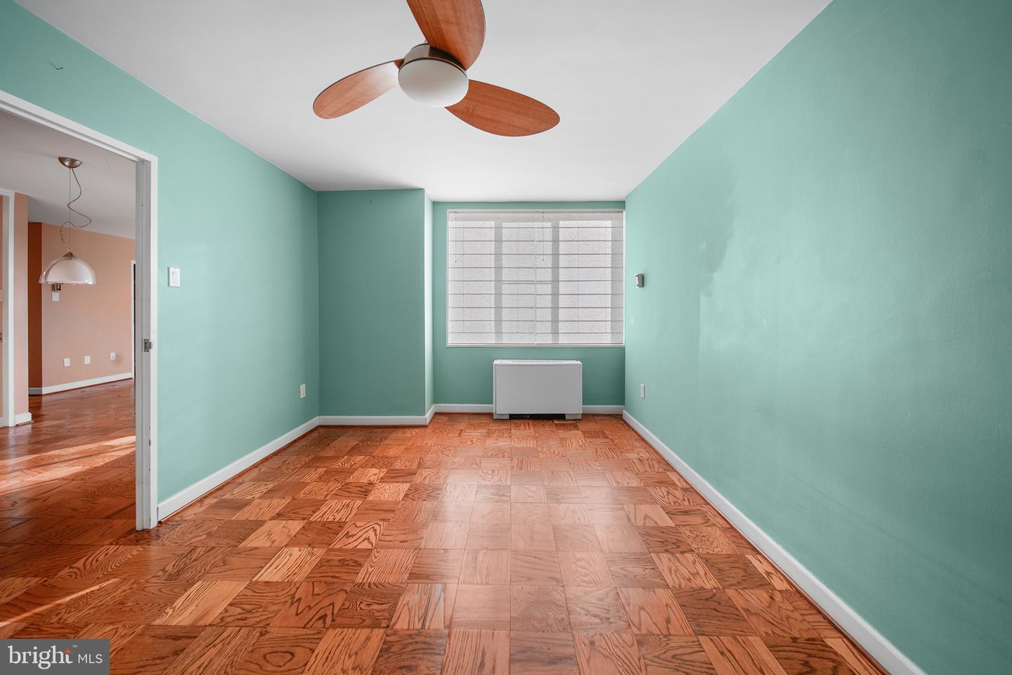6641 WAKEFIELD DR #405, ALEXANDRIA, Virginia 22307, 1 Bedroom Bedrooms, ,1 BathroomBathrooms,Residential,For sale,6641 WAKEFIELD DR #405,VAFX2238502 MLS # VAFX2238502