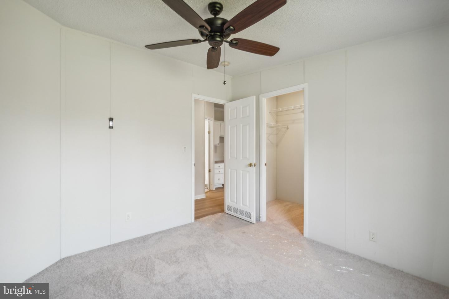 7211 LAKEWOOD LN, SPOTSYLVANIA, Virginia 22551, 4 Bedrooms Bedrooms, ,2 BathroomsBathrooms,Residential,For sale,7211 LAKEWOOD LN,VASP2032802 MLS # VASP2032802