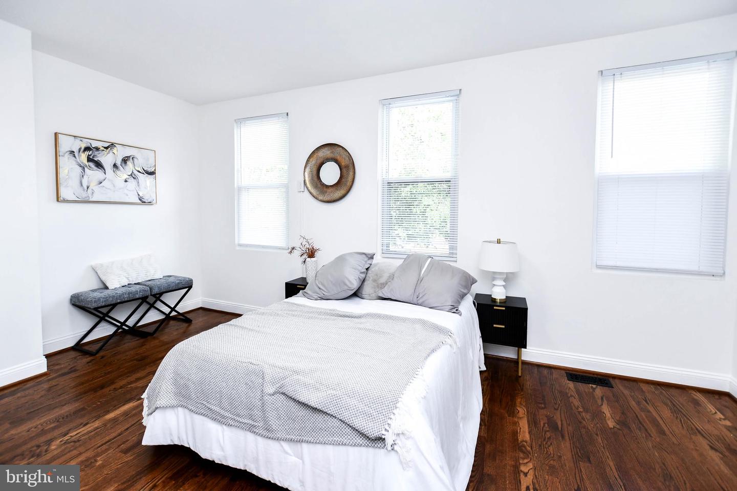 4504 NEW HAMPSHIRE AVE NW, WASHINGTON, District Of Columbia 20011, 4 Bedrooms Bedrooms, ,3 BathroomsBathrooms,Residential,For sale,4504 NEW HAMPSHIRE AVE NW,DCDC2198888 MLS # DCDC2198888