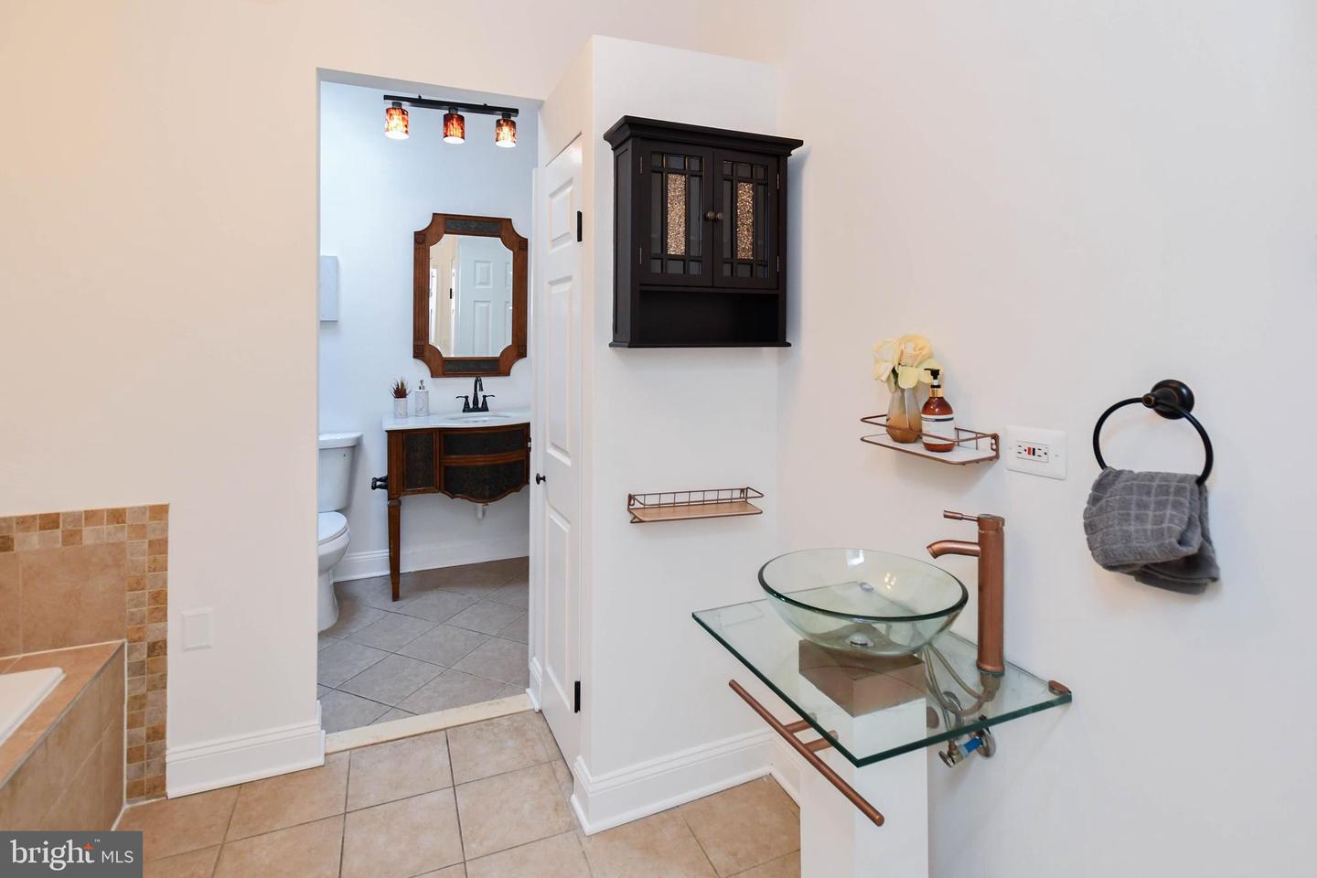 4504 NEW HAMPSHIRE AVE NW, WASHINGTON, District Of Columbia 20011, 4 Bedrooms Bedrooms, ,3 BathroomsBathrooms,Residential,For sale,4504 NEW HAMPSHIRE AVE NW,DCDC2198888 MLS # DCDC2198888