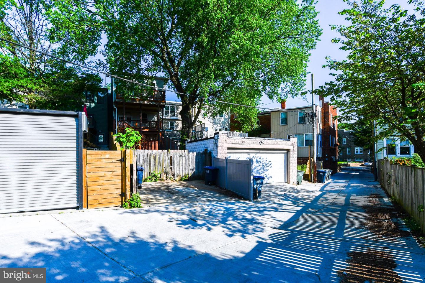 4504 NEW HAMPSHIRE AVE NW, WASHINGTON, District Of Columbia 20011, 4 Bedrooms Bedrooms, ,3 BathroomsBathrooms,Residential,For sale,4504 NEW HAMPSHIRE AVE NW,DCDC2198888 MLS # DCDC2198888