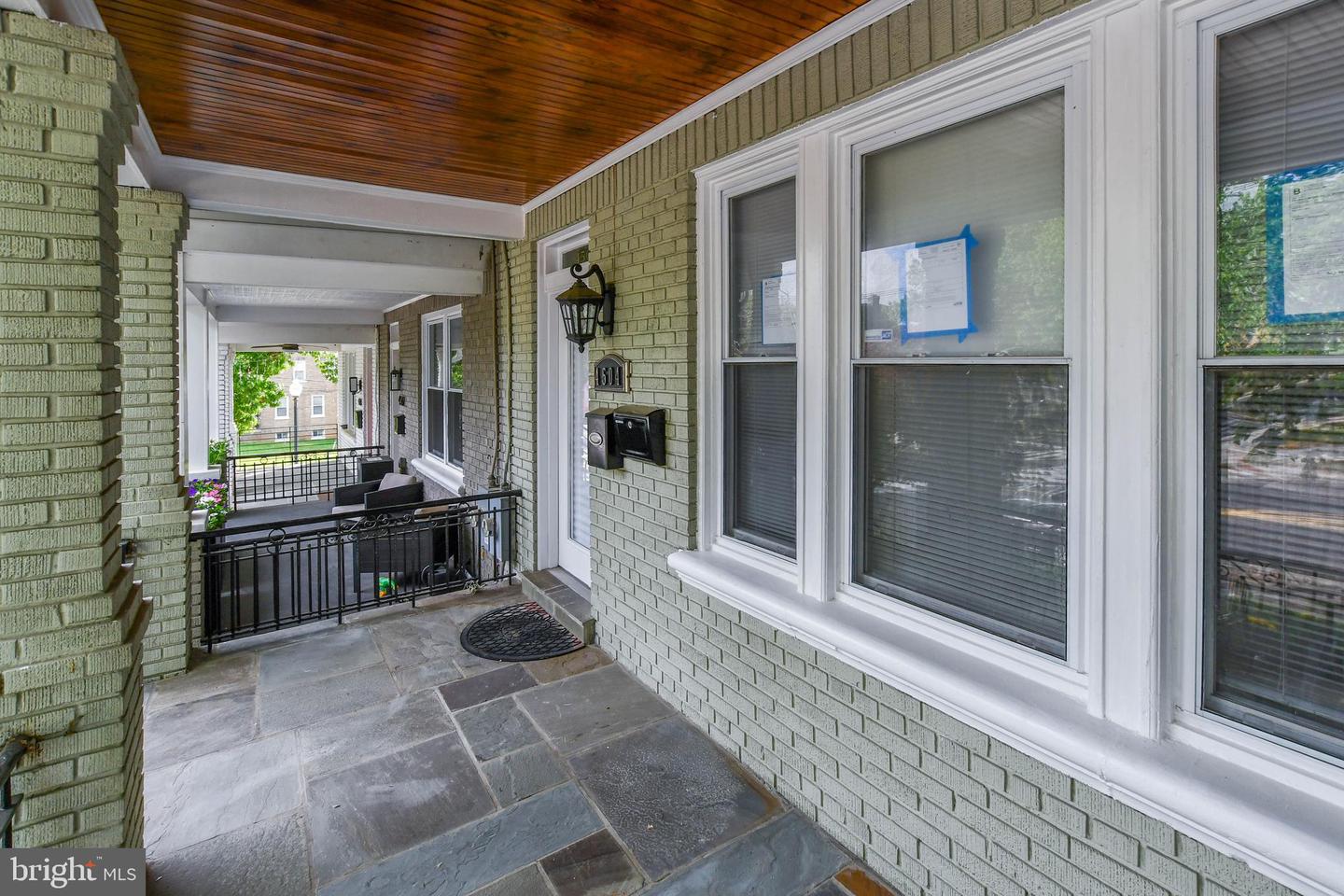4504 NEW HAMPSHIRE AVE NW, WASHINGTON, District Of Columbia 20011, 4 Bedrooms Bedrooms, ,3 BathroomsBathrooms,Residential,For sale,4504 NEW HAMPSHIRE AVE NW,DCDC2198888 MLS # DCDC2198888