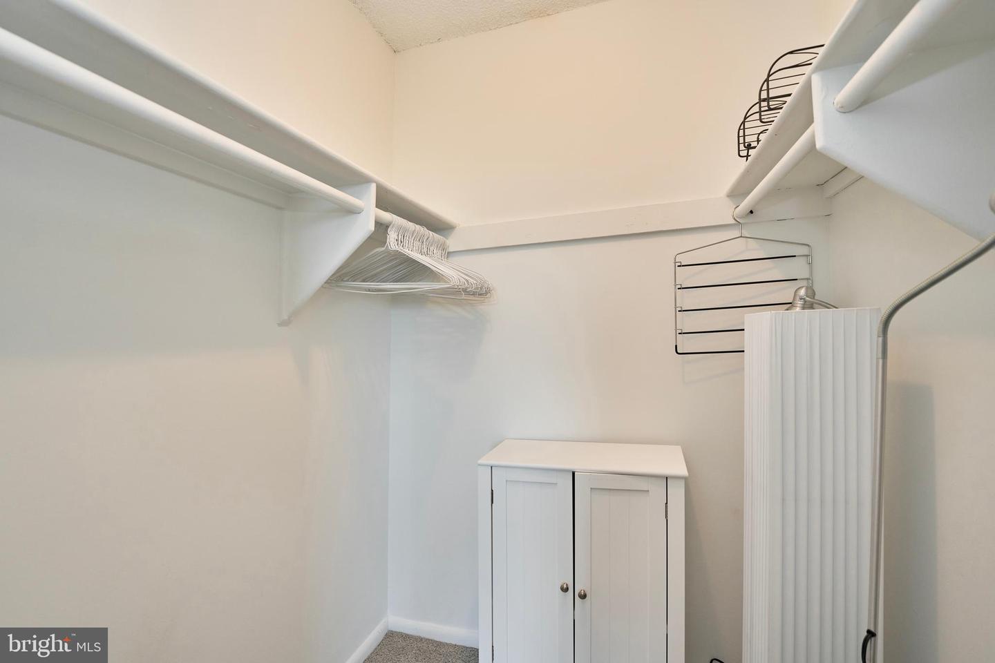 2500 N VAN DORN ST #1110, ALEXANDRIA, Virginia 22302, 1 Bedroom Bedrooms, ,1 BathroomBathrooms,Residential,For sale,2500 N VAN DORN ST #1110,VAAX2044922 MLS # VAAX2044922