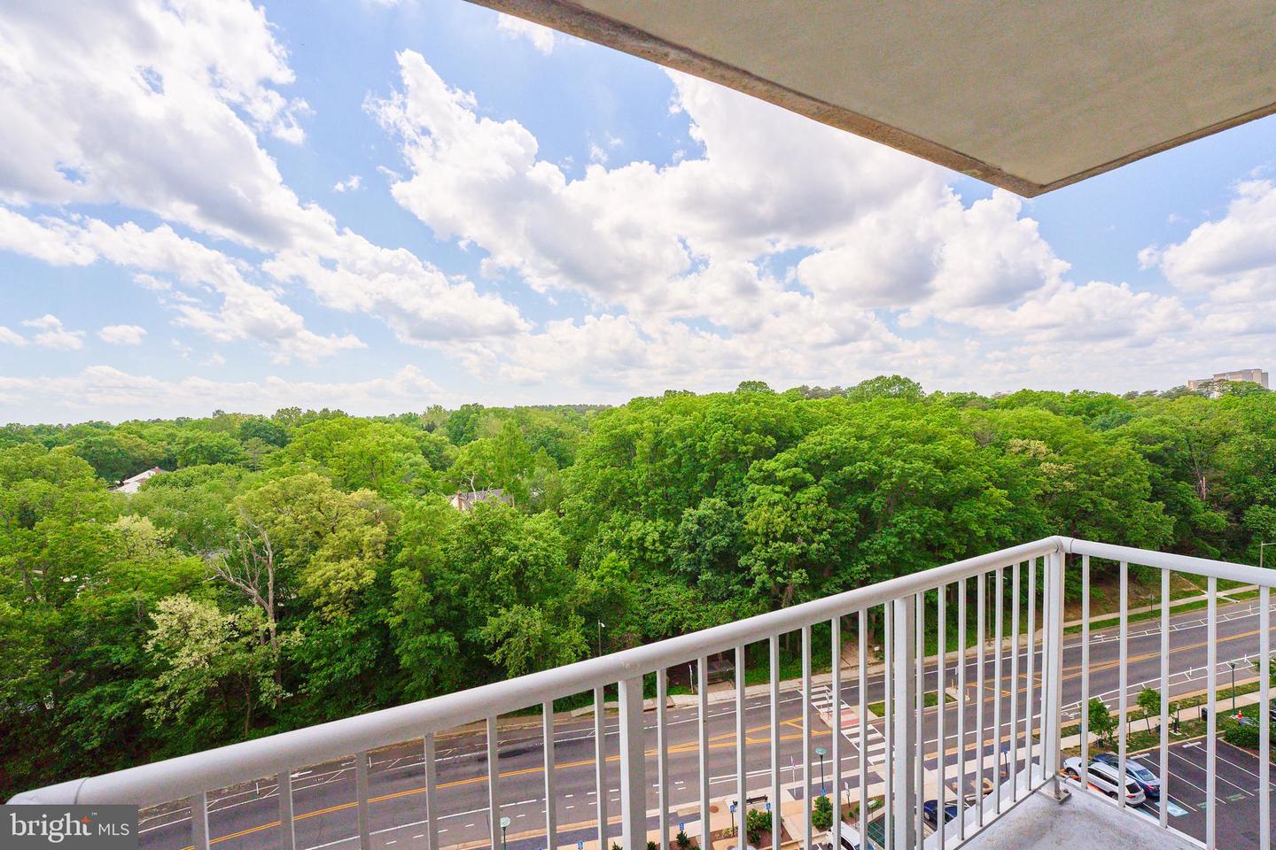2500 N VAN DORN ST #1110, ALEXANDRIA, Virginia 22302, 1 Bedroom Bedrooms, ,1 BathroomBathrooms,Residential,For sale,2500 N VAN DORN ST #1110,VAAX2044922 MLS # VAAX2044922