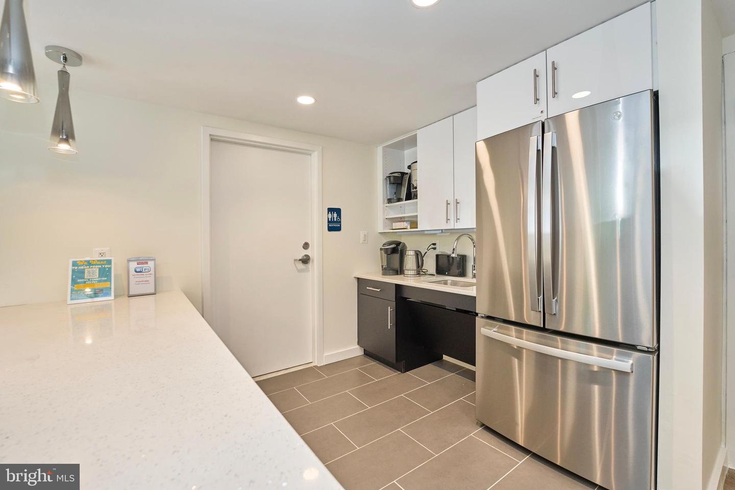 2500 N VAN DORN ST #1110, ALEXANDRIA, Virginia 22302, 1 Bedroom Bedrooms, ,1 BathroomBathrooms,Residential,For sale,2500 N VAN DORN ST #1110,VAAX2044922 MLS # VAAX2044922