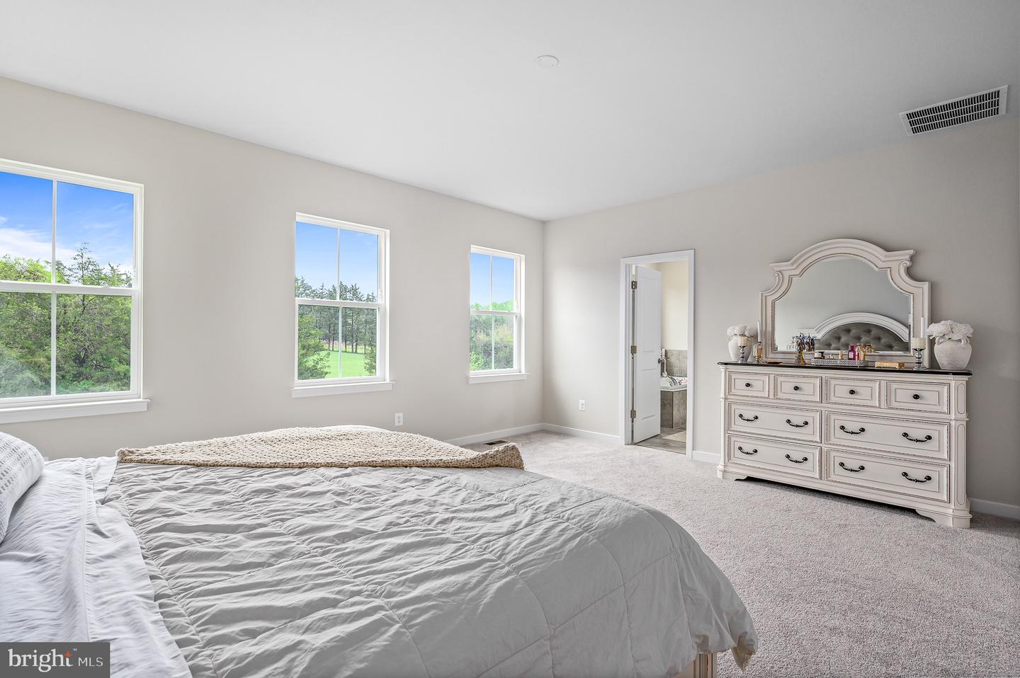 2449 NEWTON DR, JEFFERSONTON, Virginia 22724, 5 Bedrooms Bedrooms, ,3 BathroomsBathrooms,Residential,For sale,2449 NEWTON DR,VACU2010462 MLS # VACU2010462