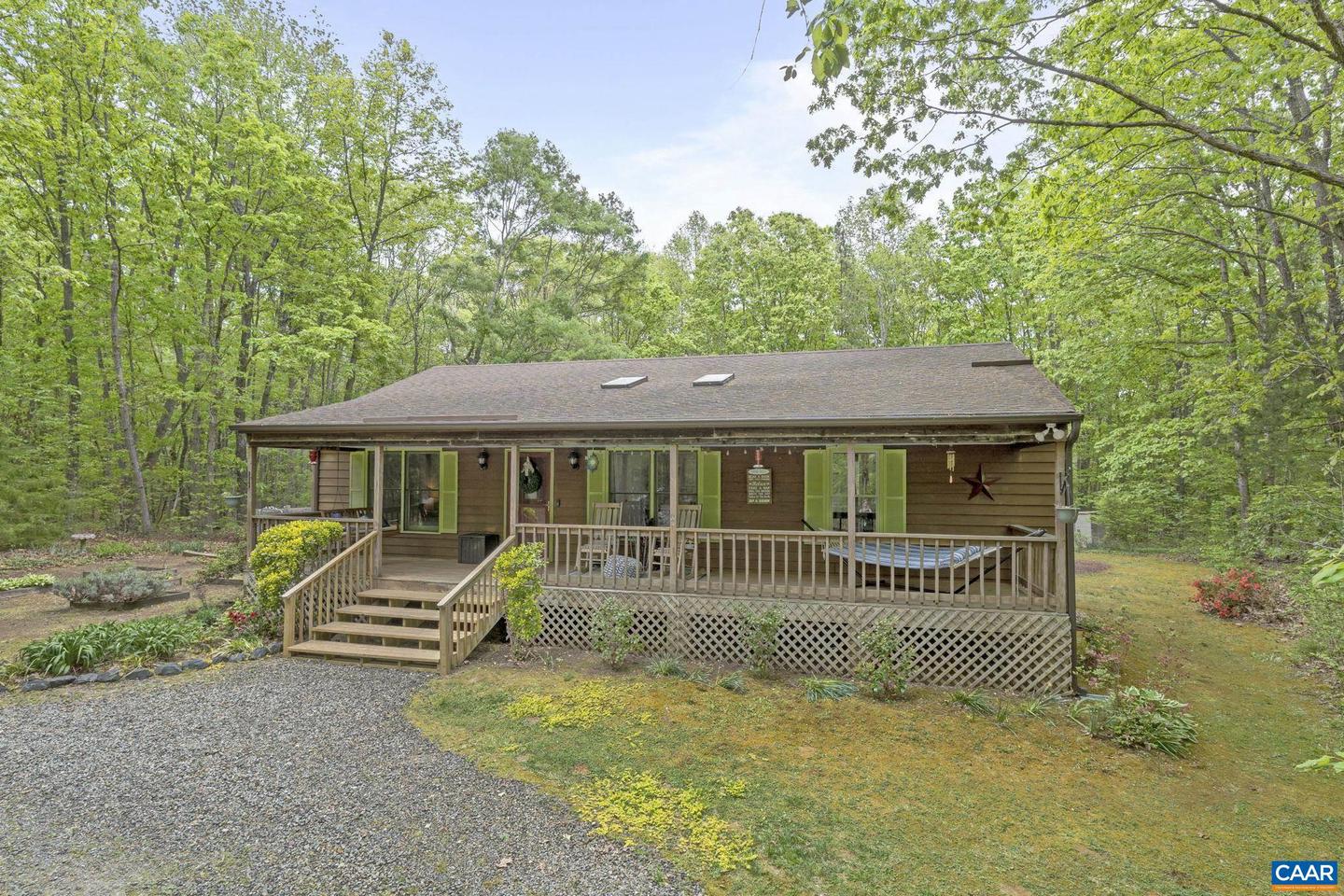 1181 THREE CHOPT RD, KENTS STORE, Virginia 23084, 3 Bedrooms Bedrooms, ,2 BathroomsBathrooms,Residential,For sale,1181 THREE CHOPT RD,664048 MLS # 664048