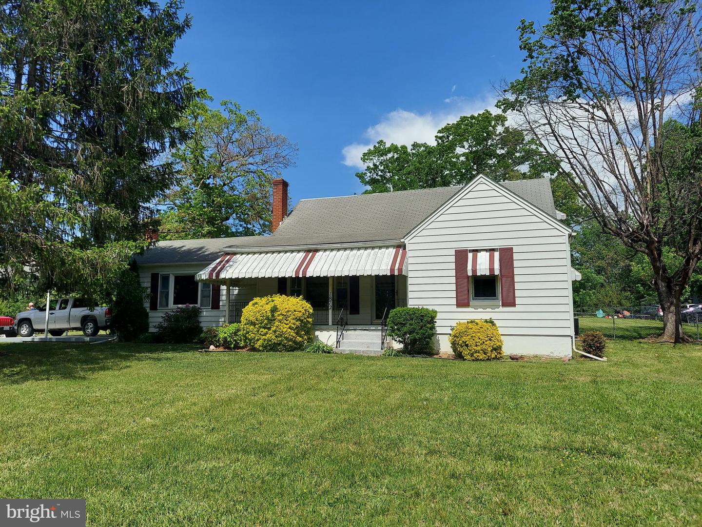 1872 STRASBURG RD, FRONT ROYAL, Virginia 22630, 3 Bedrooms Bedrooms, ,1 BathroomBathrooms,Residential,For sale,1872 STRASBURG RD,VAWR2011056 MLS # VAWR2011056