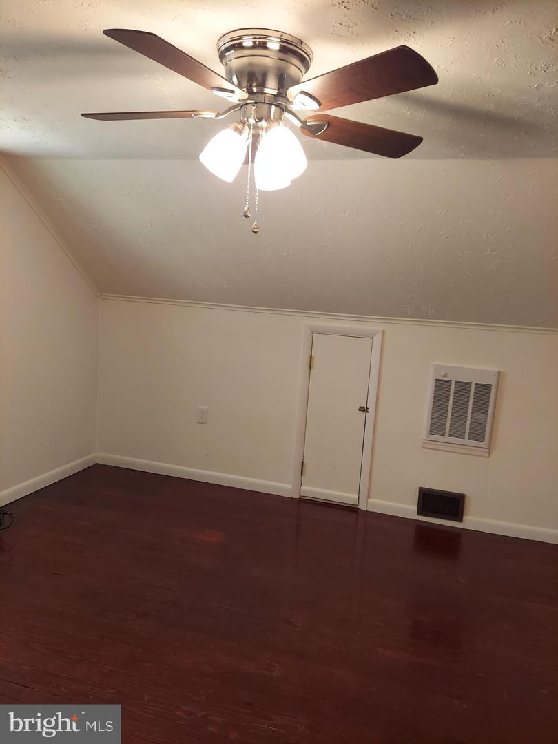 1872 STRASBURG RD, FRONT ROYAL, Virginia 22630, 3 Bedrooms Bedrooms, ,1 BathroomBathrooms,Residential,For sale,1872 STRASBURG RD,VAWR2011056 MLS # VAWR2011056