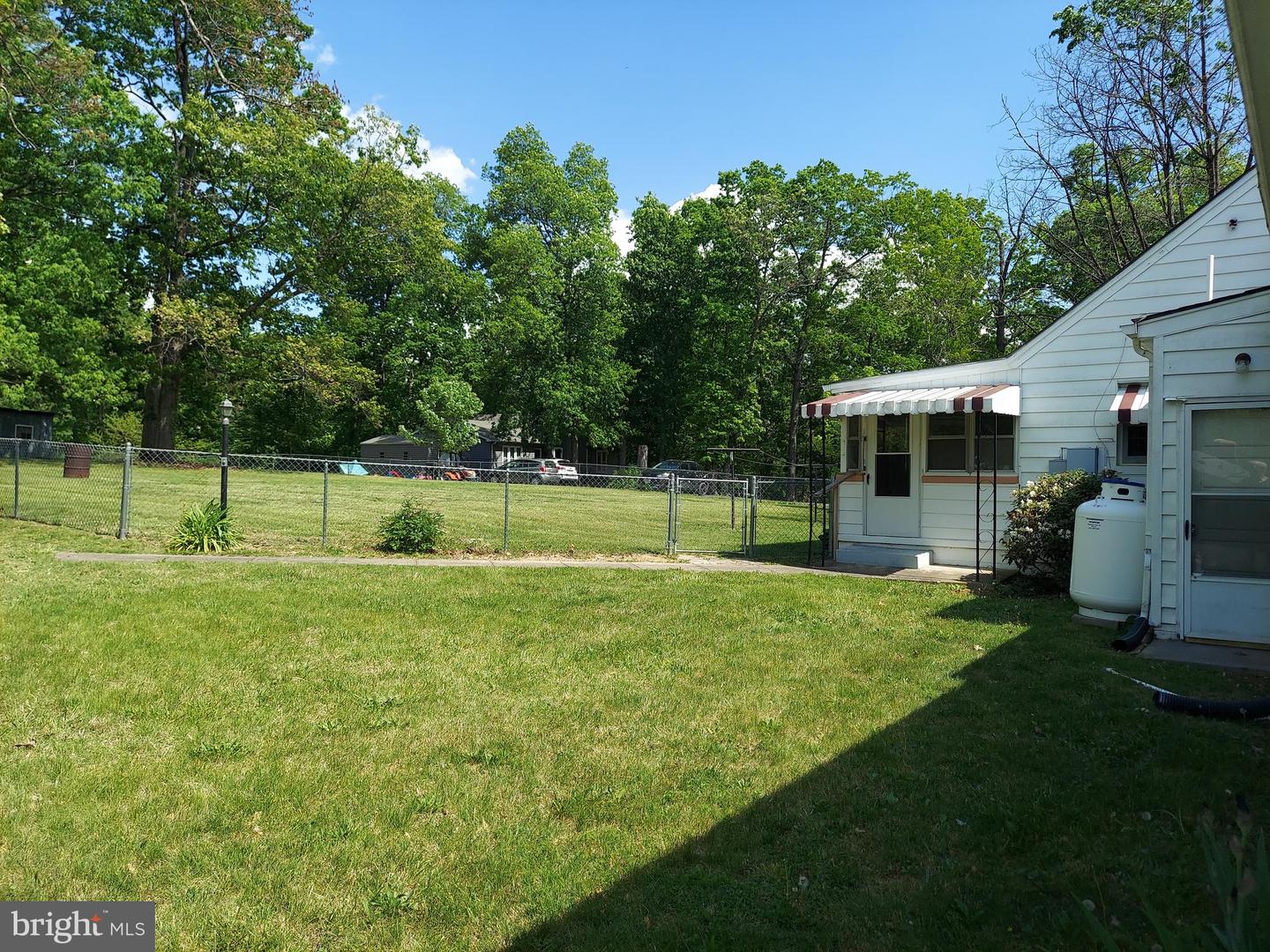 1872 STRASBURG RD, FRONT ROYAL, Virginia 22630, 3 Bedrooms Bedrooms, ,1 BathroomBathrooms,Residential,For sale,1872 STRASBURG RD,VAWR2011056 MLS # VAWR2011056