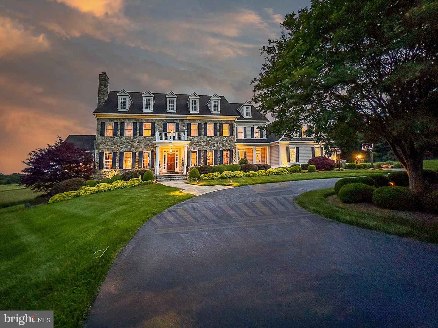 19326 AIRWELL CT, PURCELLVILLE, Virginia 20132, 6 Bedrooms Bedrooms, ,6 BathroomsBathrooms,Residential,For sale,19326 AIRWELL CT,VALO2095488 MLS # VALO2095488