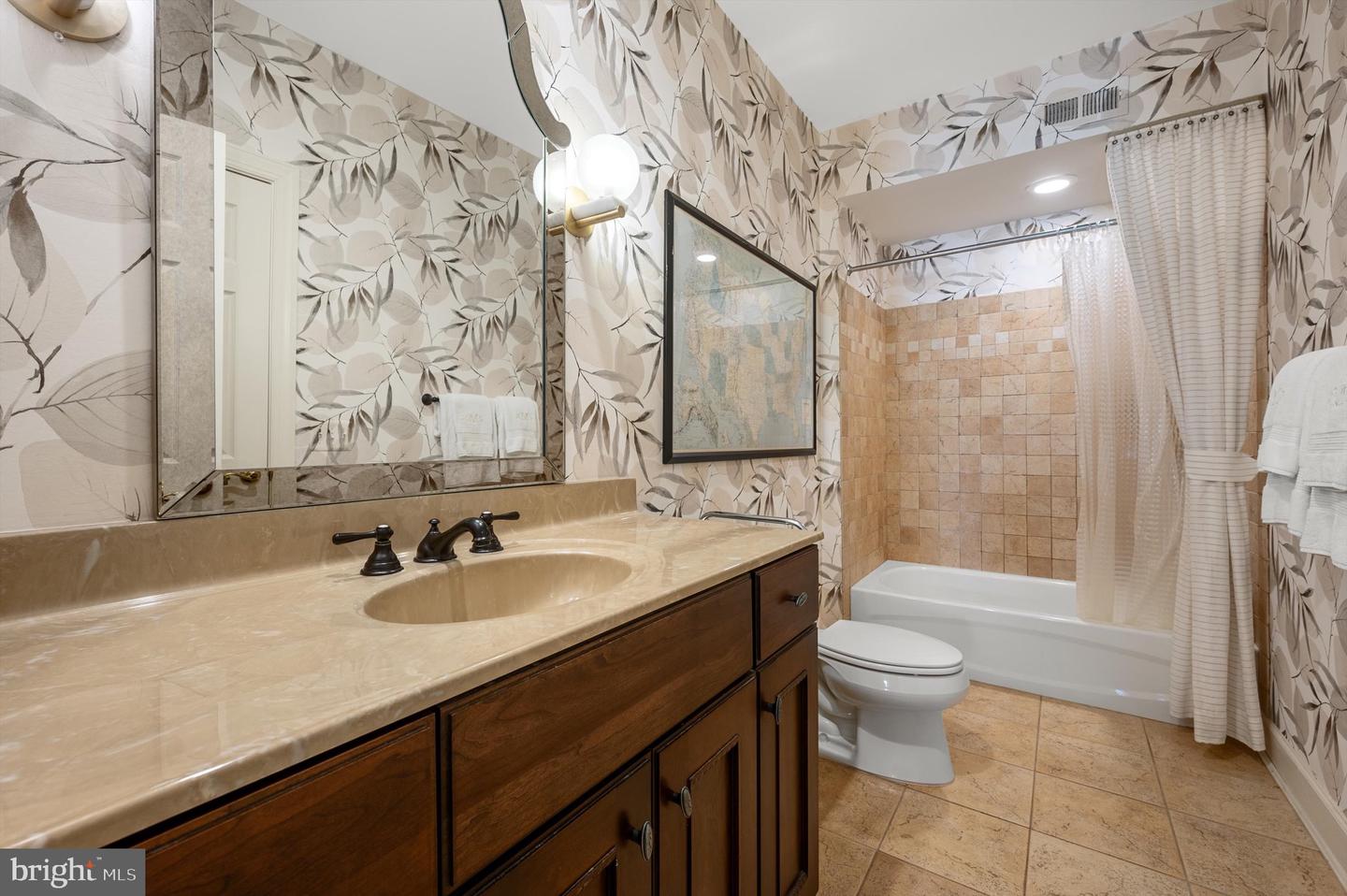 19326 AIRWELL CT, PURCELLVILLE, Virginia 20132, 6 Bedrooms Bedrooms, ,6 BathroomsBathrooms,Residential,For sale,19326 AIRWELL CT,VALO2095488 MLS # VALO2095488