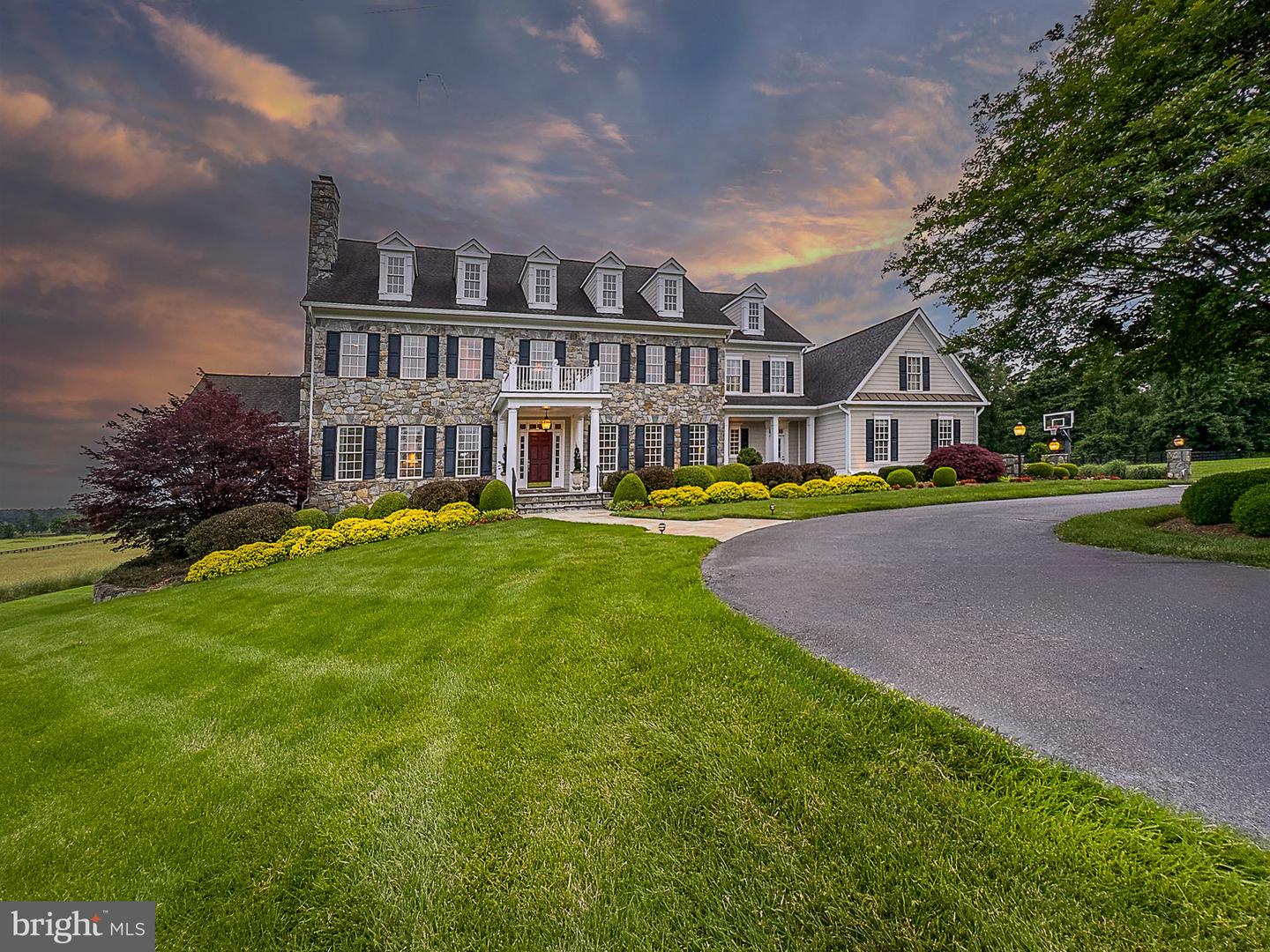 19326 AIRWELL CT, PURCELLVILLE, Virginia 20132, 6 Bedrooms Bedrooms, ,6 BathroomsBathrooms,Residential,For sale,19326 AIRWELL CT,VALO2095488 MLS # VALO2095488