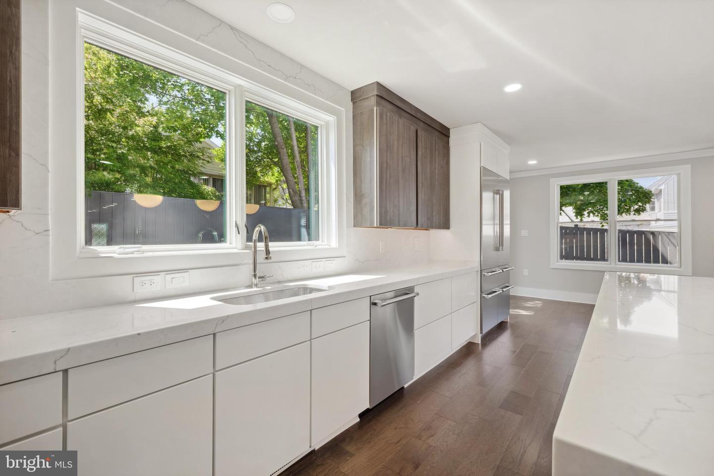 1610 12TH ST S, ARLINGTON, Virginia 22204, 4 Bedrooms Bedrooms, ,4 BathroomsBathrooms,Residential,For sale,1610 12TH ST S,VAAR2057004 MLS # VAAR2057004
