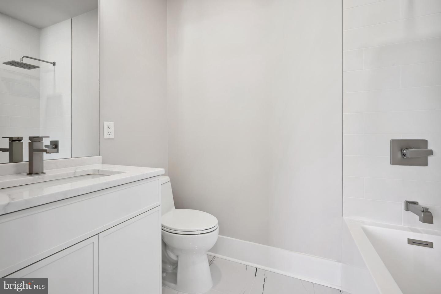 1610 12TH ST S, ARLINGTON, Virginia 22204, 4 Bedrooms Bedrooms, ,4 BathroomsBathrooms,Residential,For sale,1610 12TH ST S,VAAR2057004 MLS # VAAR2057004
