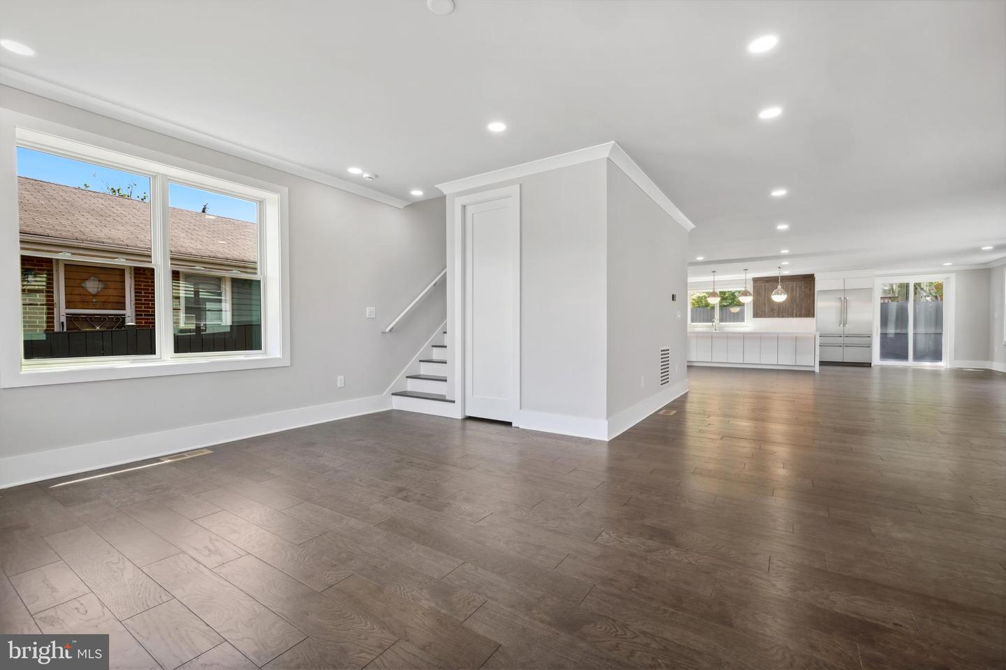 1610 12TH ST S, ARLINGTON, Virginia 22204, 4 Bedrooms Bedrooms, ,4 BathroomsBathrooms,Residential,For sale,1610 12TH ST S,VAAR2057004 MLS # VAAR2057004