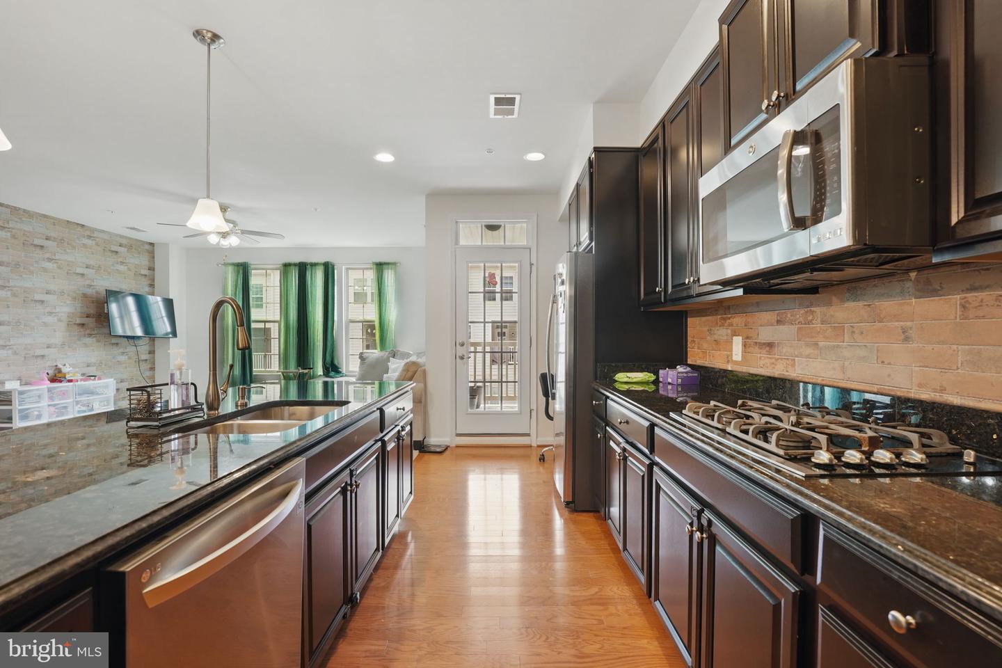 25961 BRAIDED MANE TER, ALDIE, Virginia 20105, 3 Bedrooms Bedrooms, ,2 BathroomsBathrooms,Residential,For sale,25961 BRAIDED MANE TER,VALO2095514 MLS # VALO2095514