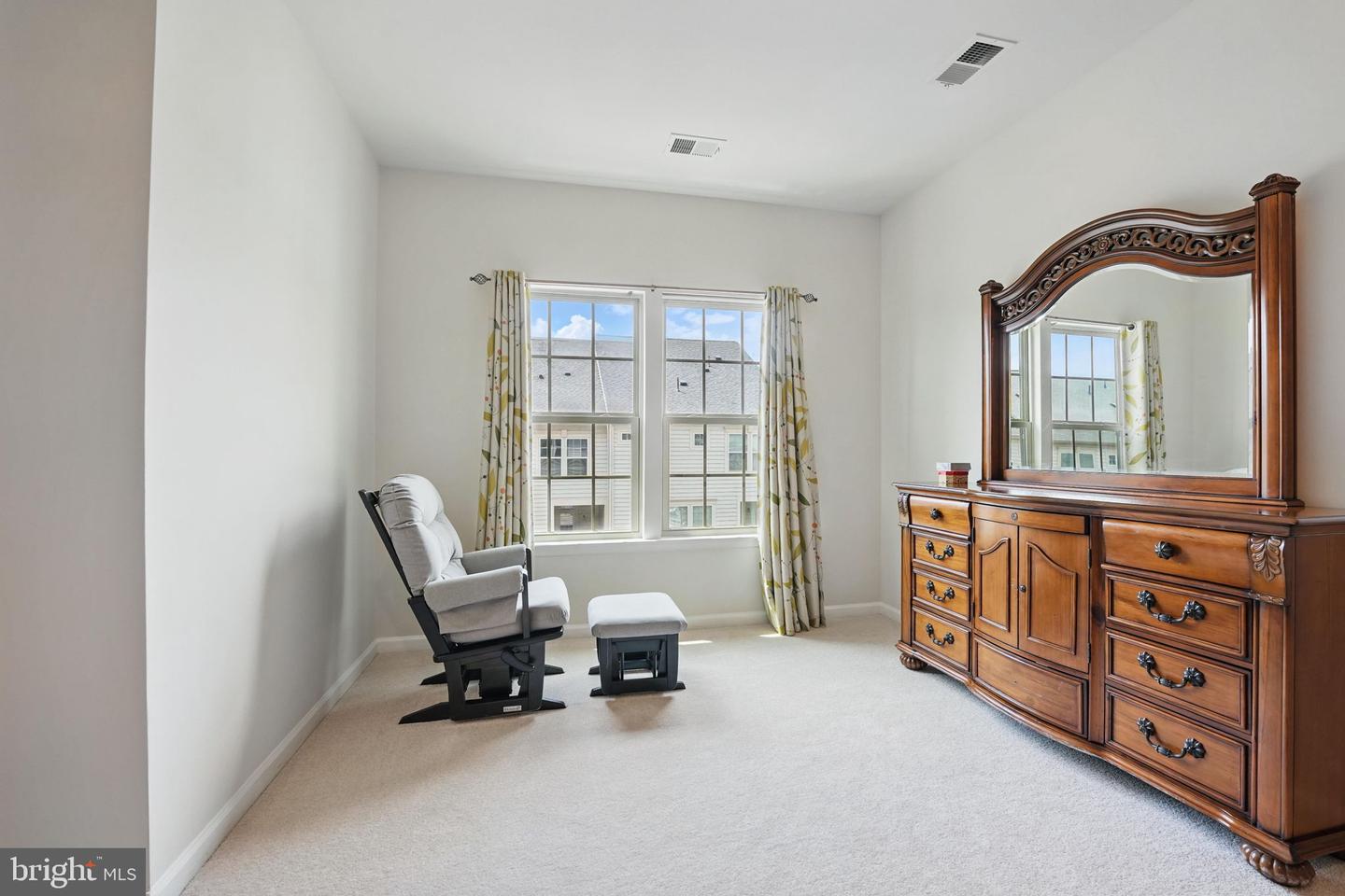 25961 BRAIDED MANE TER, ALDIE, Virginia 20105, 3 Bedrooms Bedrooms, ,2 BathroomsBathrooms,Residential,For sale,25961 BRAIDED MANE TER,VALO2095514 MLS # VALO2095514