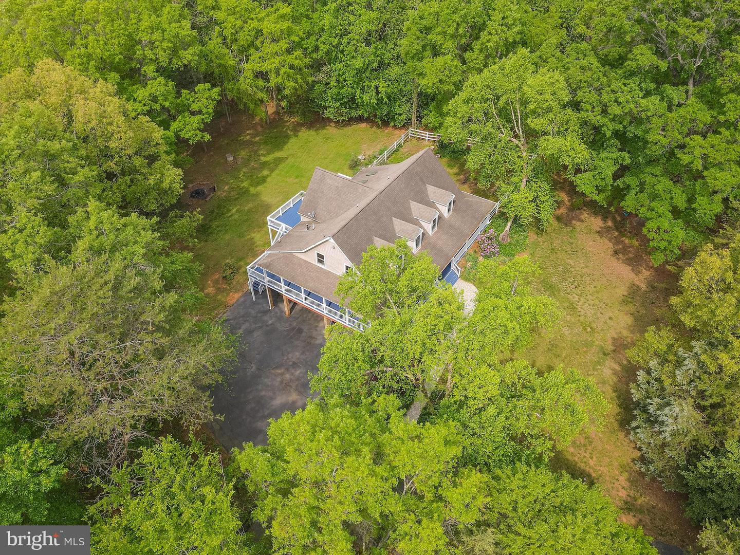 2975 ELIOCH MANOR DR, POWHATAN, Virginia 23139, 4 Bedrooms Bedrooms, 12 Rooms Rooms,4 BathroomsBathrooms,Residential,For sale,2975 ELIOCH MANOR DR,VAPN2000092 MLS # VAPN2000092