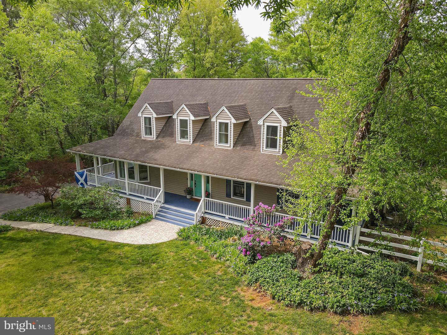 2975 ELIOCH MANOR DR, POWHATAN, Virginia 23139, 4 Bedrooms Bedrooms, 12 Rooms Rooms,4 BathroomsBathrooms,Residential,For sale,2975 ELIOCH MANOR DR,VAPN2000092 MLS # VAPN2000092