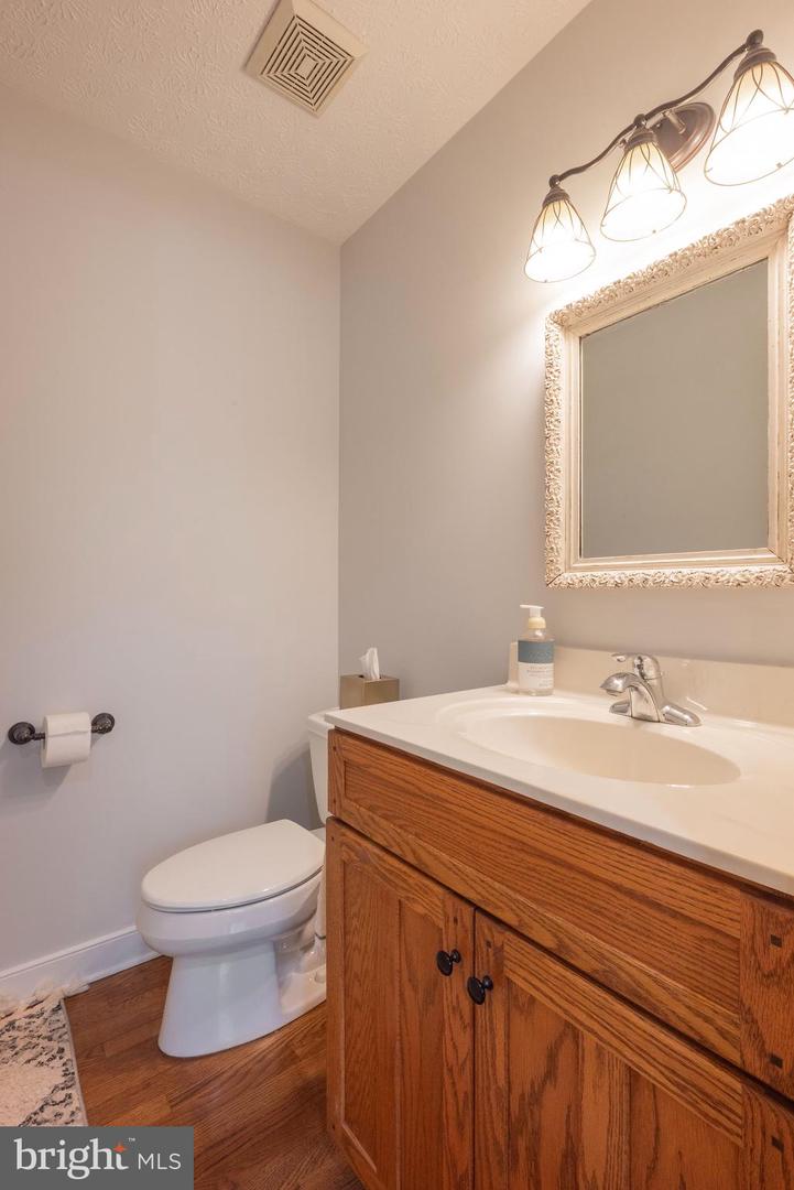 2975 ELIOCH MANOR DR, POWHATAN, Virginia 23139, 4 Bedrooms Bedrooms, 12 Rooms Rooms,4 BathroomsBathrooms,Residential,For sale,2975 ELIOCH MANOR DR,VAPN2000092 MLS # VAPN2000092