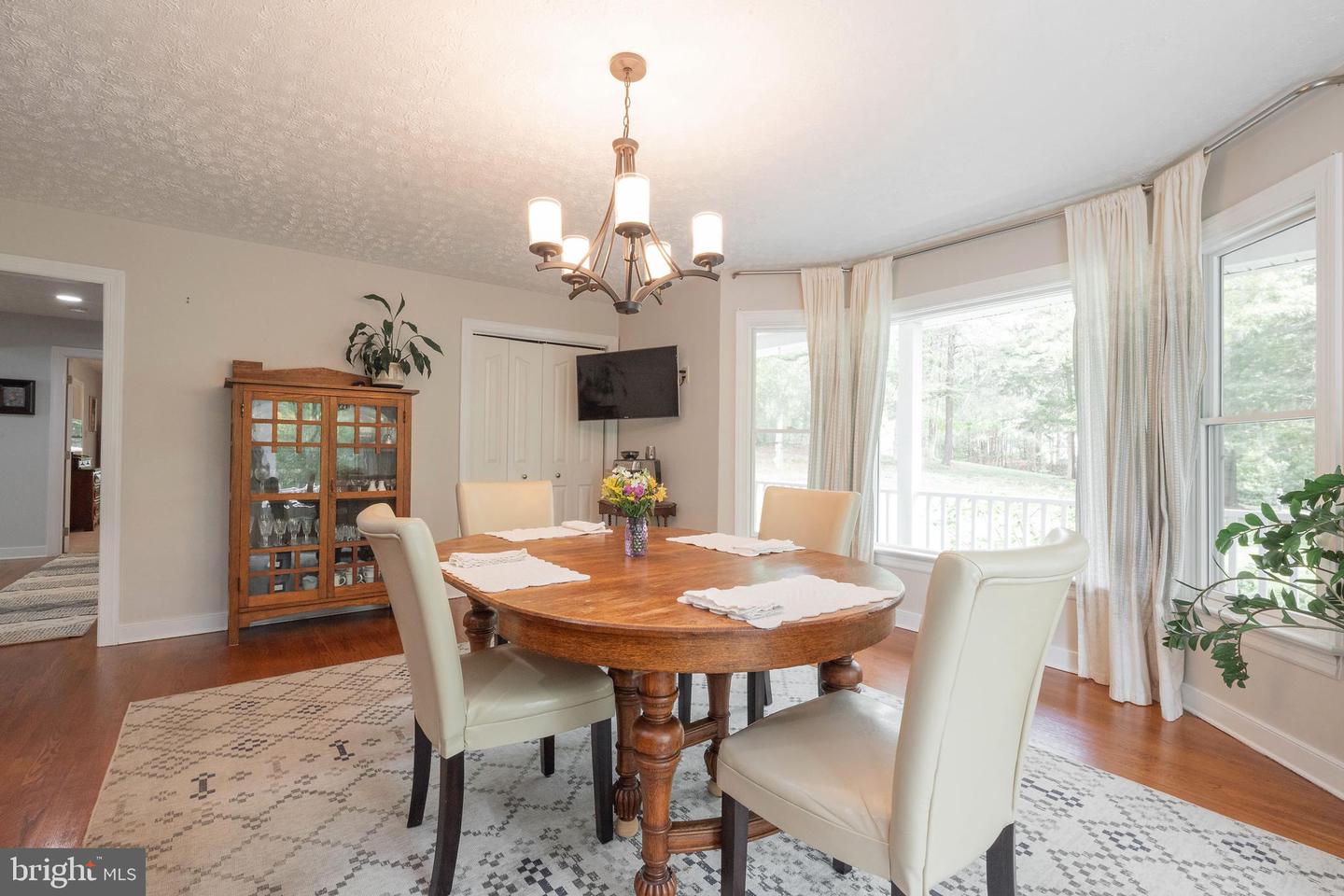 2975 ELIOCH MANOR DR, POWHATAN, Virginia 23139, 4 Bedrooms Bedrooms, 12 Rooms Rooms,4 BathroomsBathrooms,Residential,For sale,2975 ELIOCH MANOR DR,VAPN2000092 MLS # VAPN2000092