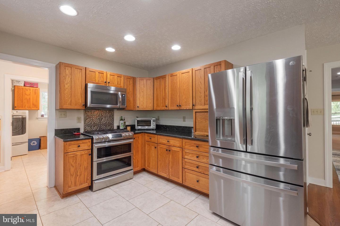 2975 ELIOCH MANOR DR, POWHATAN, Virginia 23139, 4 Bedrooms Bedrooms, 12 Rooms Rooms,4 BathroomsBathrooms,Residential,For sale,2975 ELIOCH MANOR DR,VAPN2000092 MLS # VAPN2000092