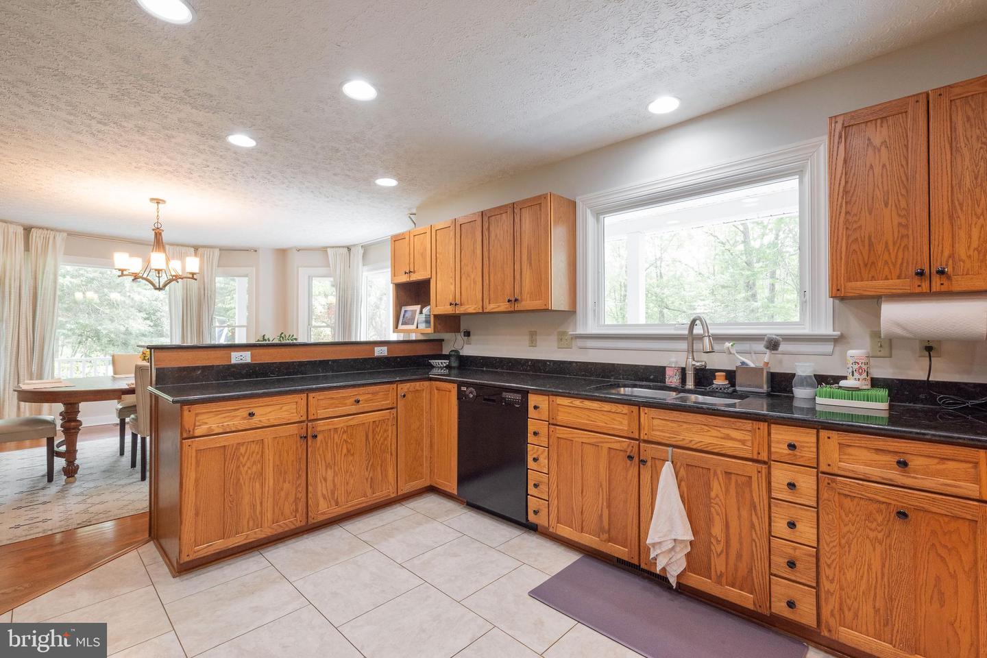 2975 ELIOCH MANOR DR, POWHATAN, Virginia 23139, 4 Bedrooms Bedrooms, 12 Rooms Rooms,4 BathroomsBathrooms,Residential,For sale,2975 ELIOCH MANOR DR,VAPN2000092 MLS # VAPN2000092