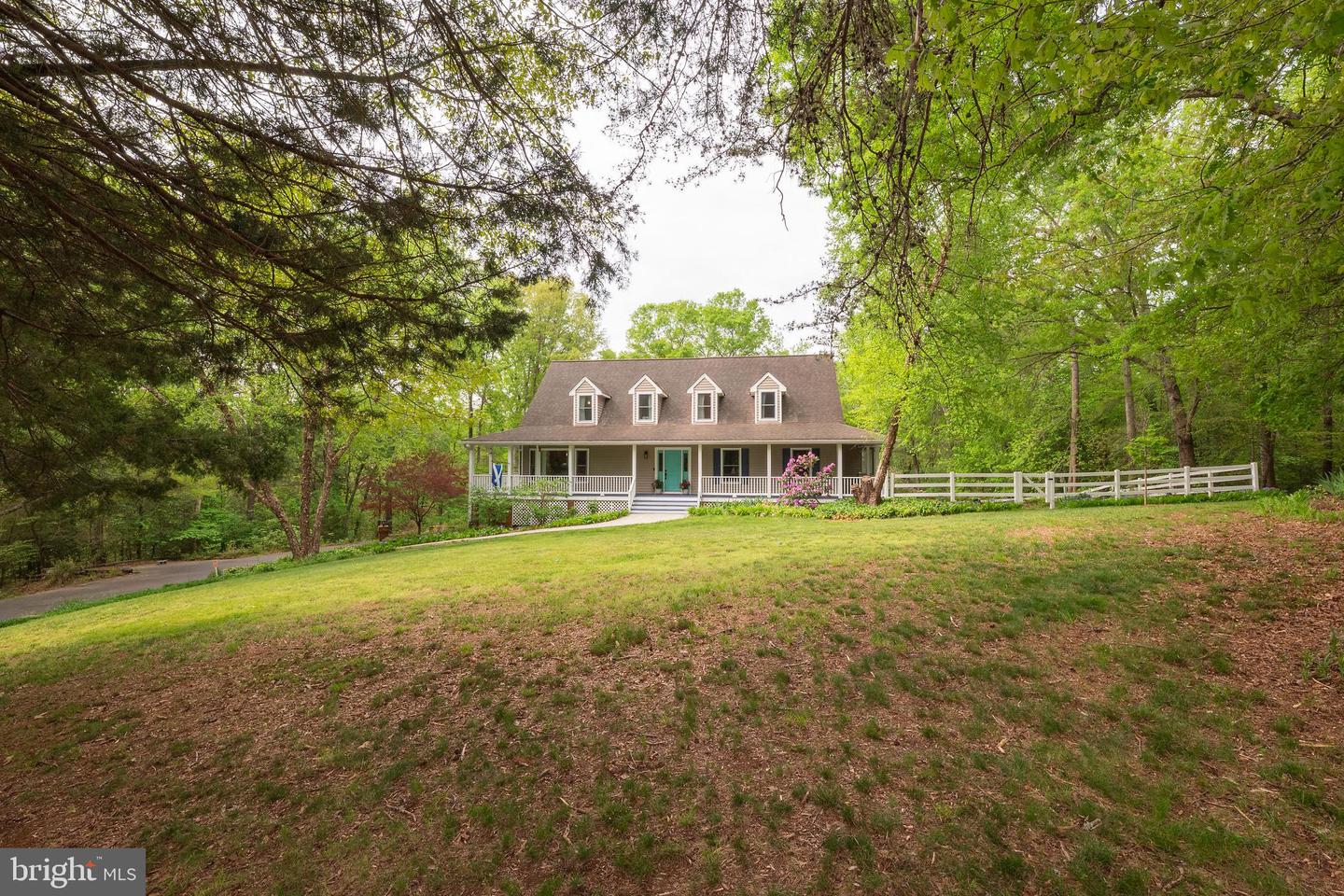 2975 ELIOCH MANOR DR, POWHATAN, Virginia 23139, 4 Bedrooms Bedrooms, 12 Rooms Rooms,4 BathroomsBathrooms,Residential,For sale,2975 ELIOCH MANOR DR,VAPN2000092 MLS # VAPN2000092