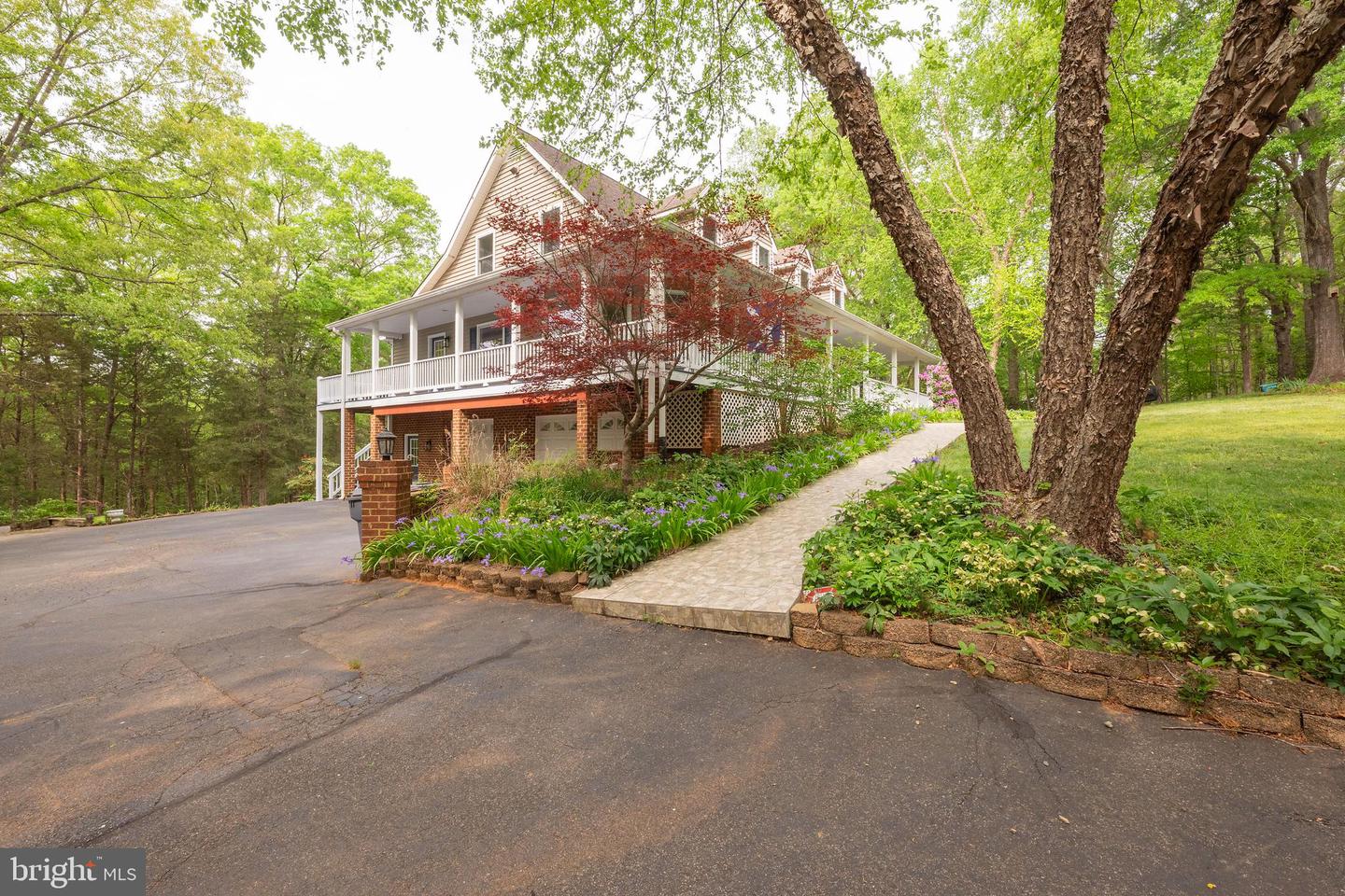 2975 ELIOCH MANOR DR, POWHATAN, Virginia 23139, 4 Bedrooms Bedrooms, 12 Rooms Rooms,4 BathroomsBathrooms,Residential,For sale,2975 ELIOCH MANOR DR,VAPN2000092 MLS # VAPN2000092