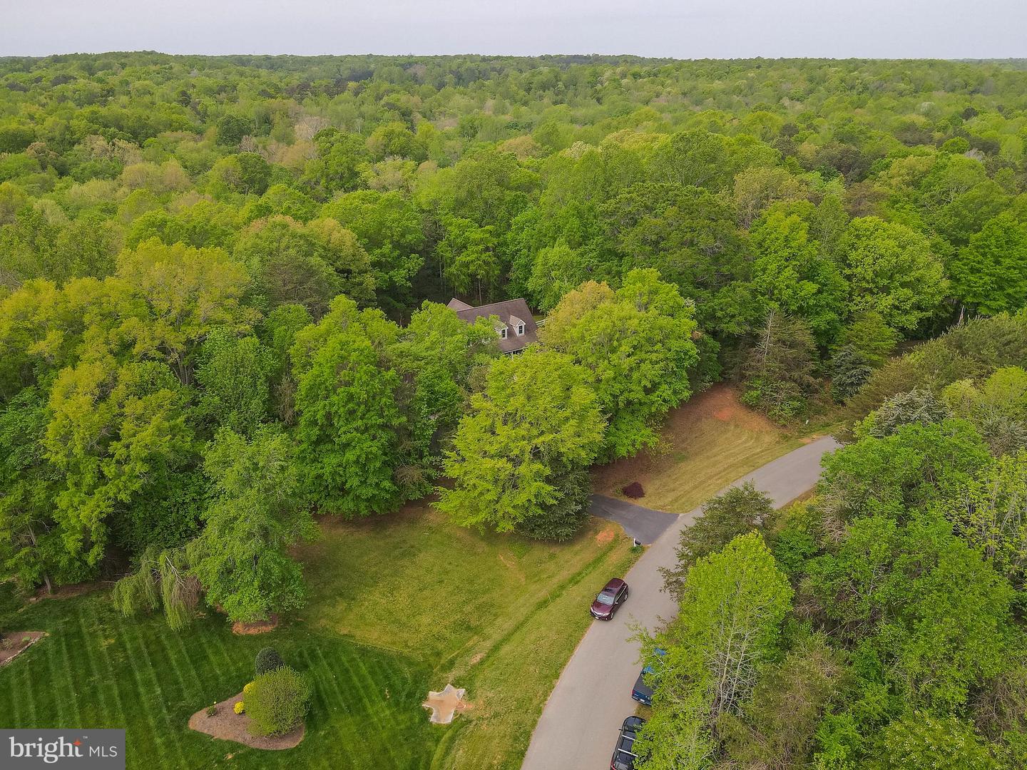 2975 ELIOCH MANOR DR, POWHATAN, Virginia 23139, 4 Bedrooms Bedrooms, 12 Rooms Rooms,4 BathroomsBathrooms,Residential,For sale,2975 ELIOCH MANOR DR,VAPN2000092 MLS # VAPN2000092