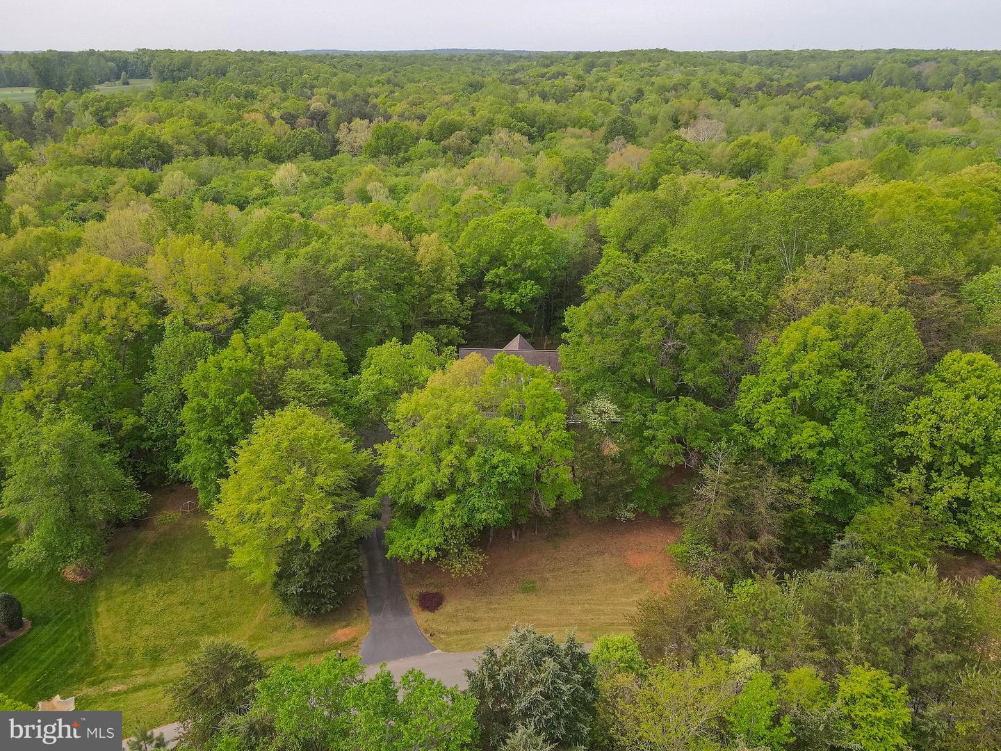 2975 ELIOCH MANOR DR, POWHATAN, Virginia 23139, 4 Bedrooms Bedrooms, 12 Rooms Rooms,4 BathroomsBathrooms,Residential,For sale,2975 ELIOCH MANOR DR,VAPN2000092 MLS # VAPN2000092
