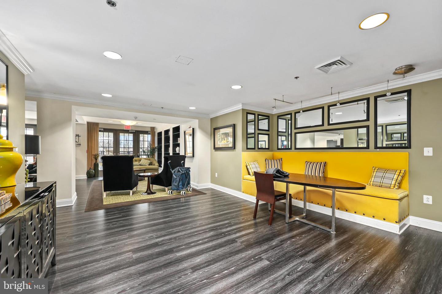 485 HARBOR SIDE ST #414, WOODBRIDGE, Virginia 22191, 2 Bedrooms Bedrooms, ,2 BathroomsBathrooms,Residential,For sale,485 HARBOR SIDE ST #414,VAPW2093886 MLS # VAPW2093886