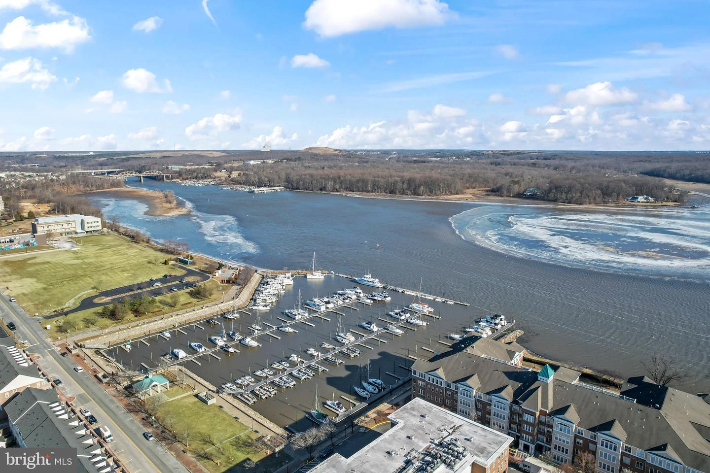 485 HARBOR SIDE ST #414, WOODBRIDGE, Virginia 22191, 2 Bedrooms Bedrooms, ,2 BathroomsBathrooms,Residential,For sale,485 HARBOR SIDE ST #414,VAPW2093886 MLS # VAPW2093886