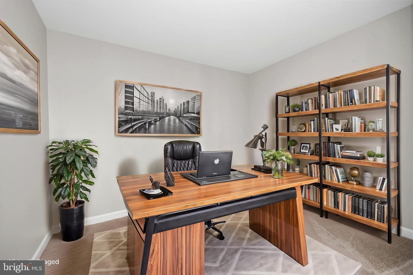 485 HARBOR SIDE ST #414, WOODBRIDGE, Virginia 22191, 2 Bedrooms Bedrooms, ,2 BathroomsBathrooms,Residential,For sale,485 HARBOR SIDE ST #414,VAPW2093886 MLS # VAPW2093886