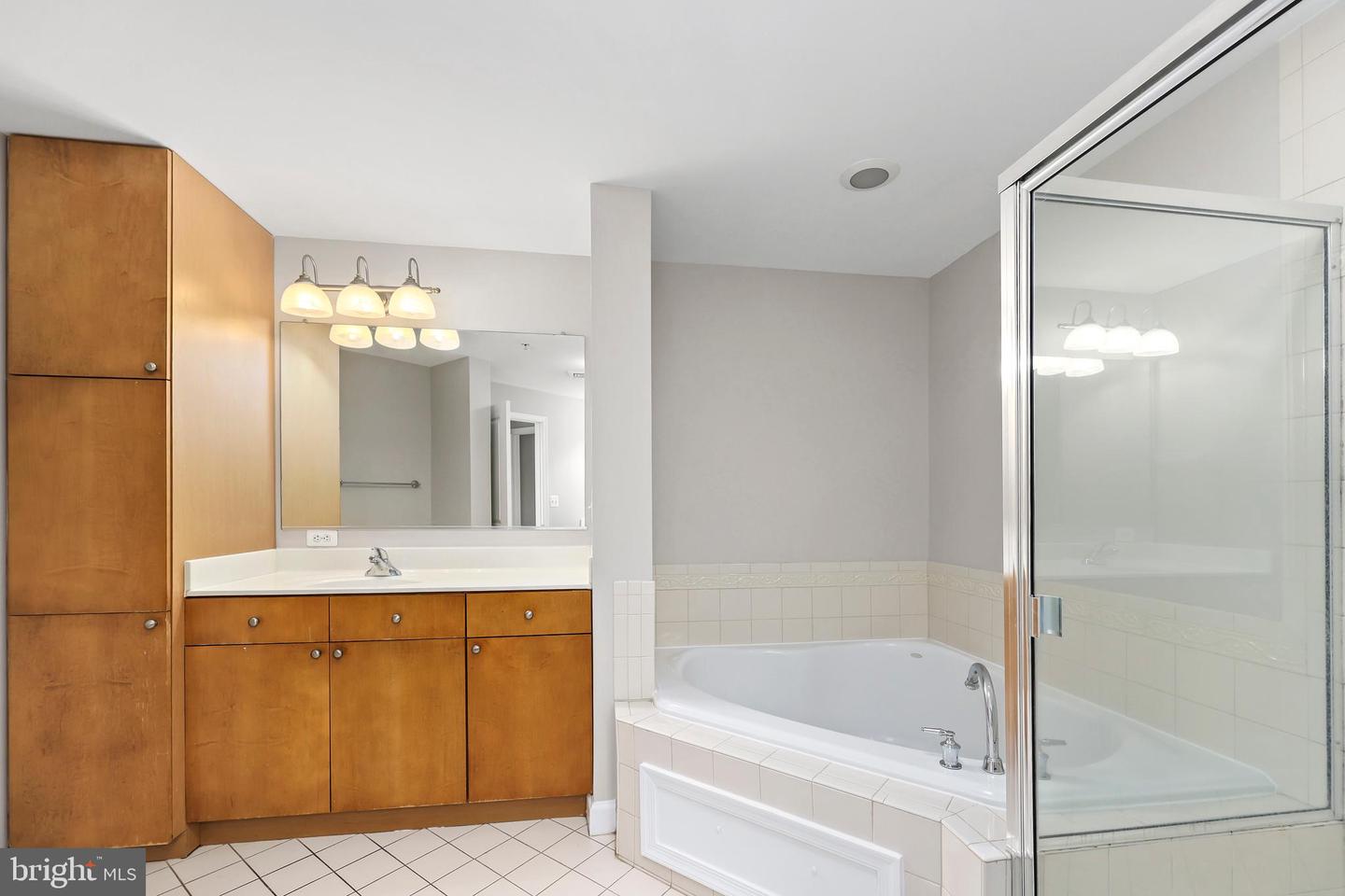 485 HARBOR SIDE ST #414, WOODBRIDGE, Virginia 22191, 2 Bedrooms Bedrooms, ,2 BathroomsBathrooms,Residential,For sale,485 HARBOR SIDE ST #414,VAPW2093886 MLS # VAPW2093886
